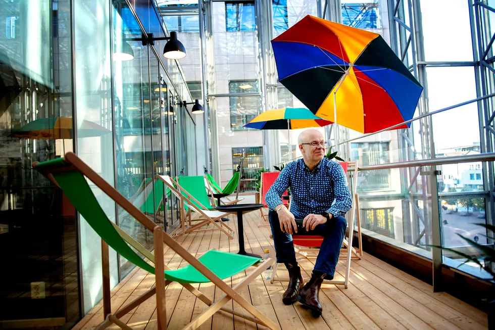 Google-sjef Jan Grønbech viser gjerne frem interiøret på norgeskontoret, men vil ikke fortelle hva de ansatte jobber med. Foto: Fartein Rudjord