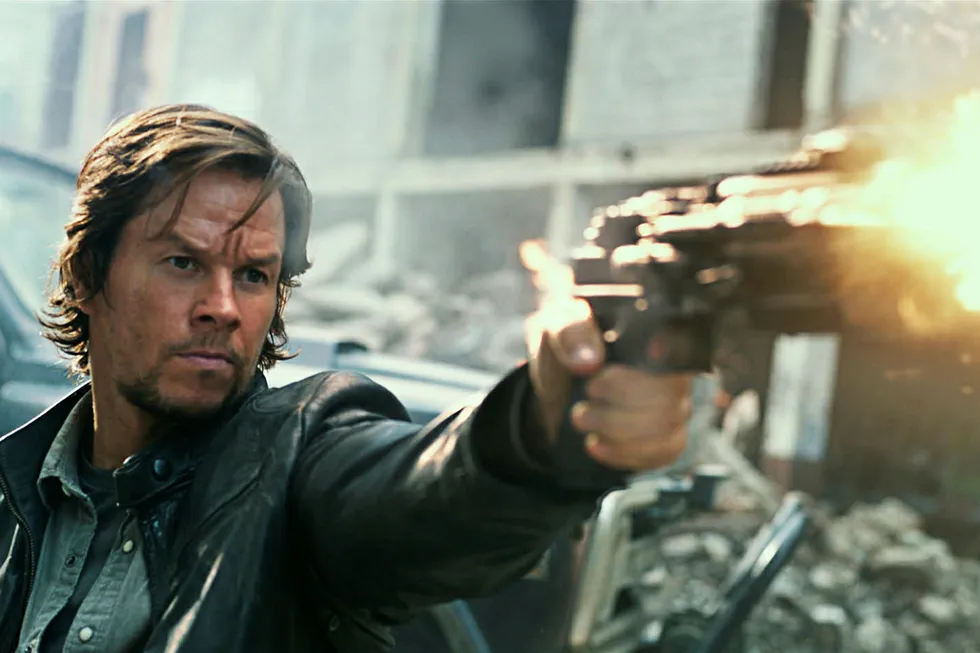 Mark Wahlberg, her i rollen som Cade Yeager i en scene fra filmen «Transformers: The Last Knight». Foto: Bay Films