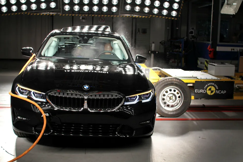 BMW 3-serien kom på norske veier i mars i år. Nå er den kollisjonstestet til strålende resultater.