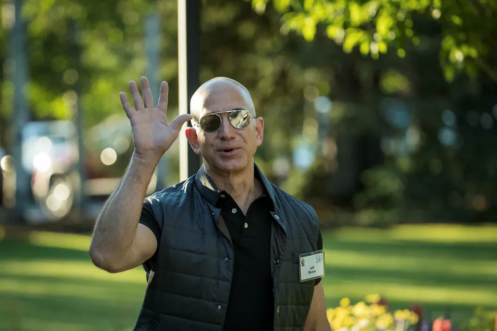 Amazon-sjefen Jeff Bezos er nå verdens rikeste person. Foto: Drew Angerer/NTB scanpix
