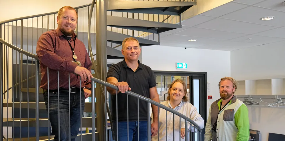 Blueplanet Academy har i dag fem ansatte. Fra venstre Morten Bergslien, Espen Grøtan, Gaute Lunde Melberg og Nils Fredrik Vestvik. Kine Vingen Eide jobber også i selskapet.