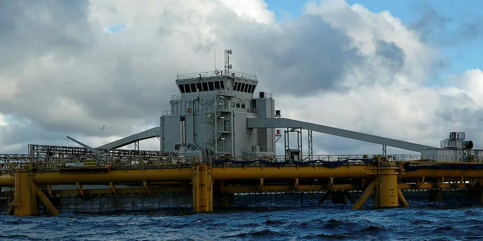 Salmar er i gang med å teste ut havbruk til havs med Ocean Farm.