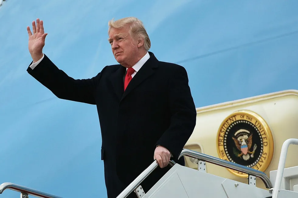 Markant færre synes Donald Trump gjør en god jobb nå enn rett etter at han ble insatt som president. Foto: Mandel Ngan/AFP photo/NTB scanpix