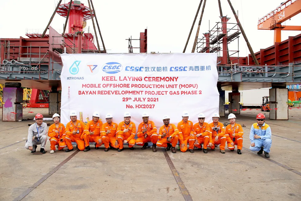 Keel-laying: workers mark the milestone for the Bayan unit