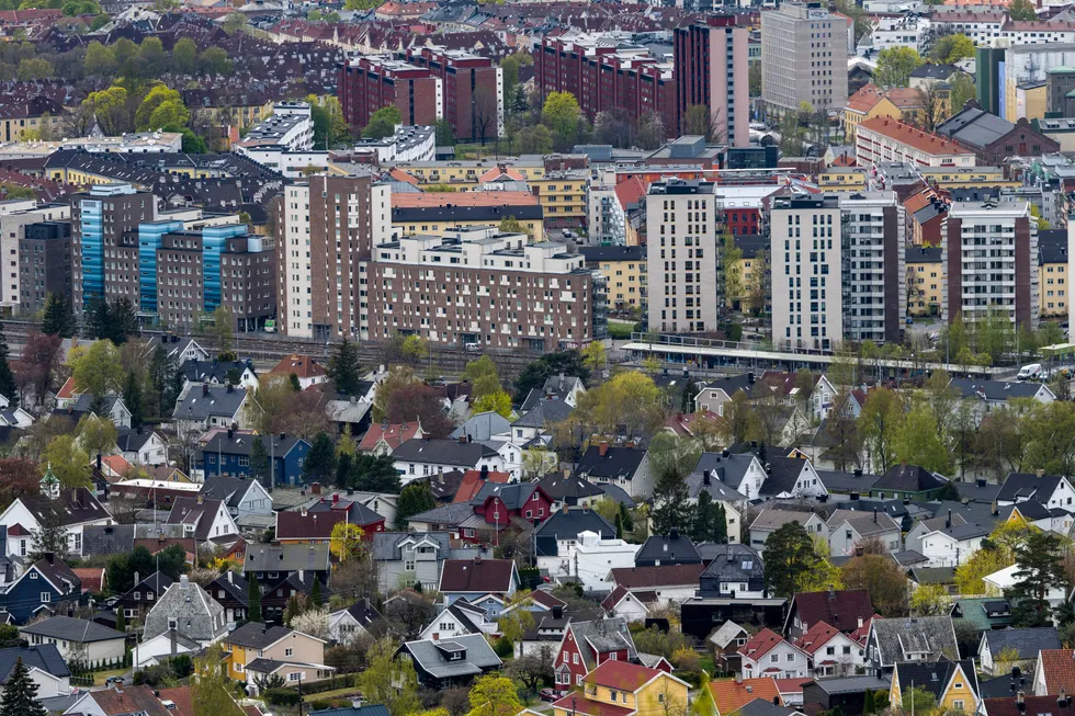 Om det underliggende problemet er at det ikke bygges nok boliger, må vi jobbe for endringer som kan bidra til at det samlede boligtilbudet øker, skriver André Kallåk Anundsen.