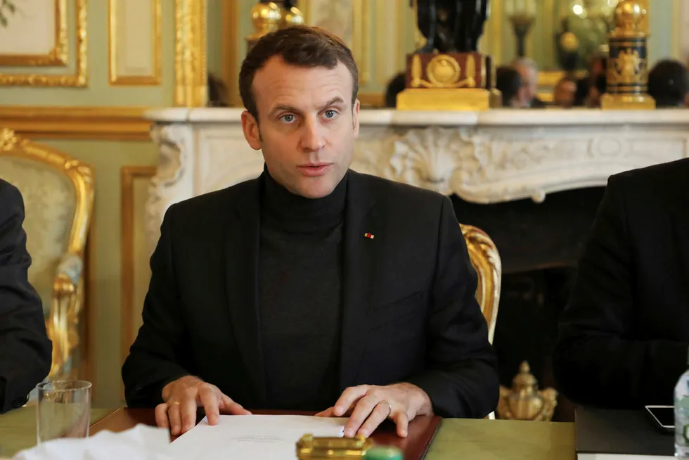 President Emmanuel Macron gjentar at Frankrike vil angripe Syria hvis det bevises at det er brukt kjemiske våpen mot sivile. Foto: Ludovic Marin/Pool/Reuters/NTB Scanpix