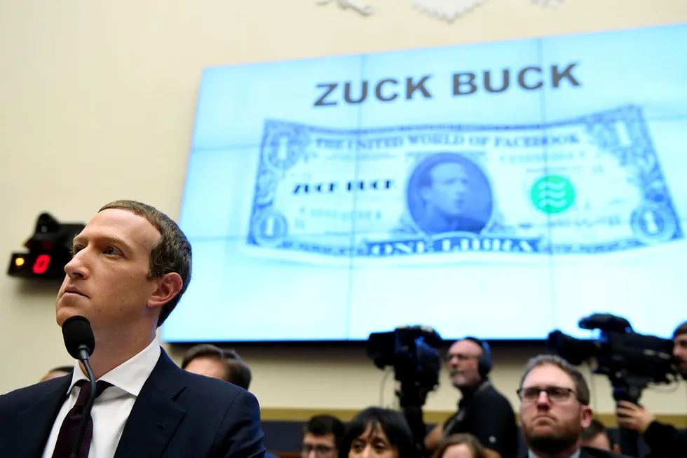 Facebook-sjef Mark Zuckerberg under kongresshøringen i finanskomiteen i Representantenes hus onsdag kveld, blant annet for å snakke om kryptovalutaen Libra.