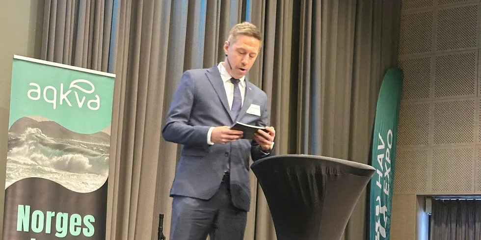 . Statssekretær Even T. Sagebakken på Aqkva-konferansen i Bergen.