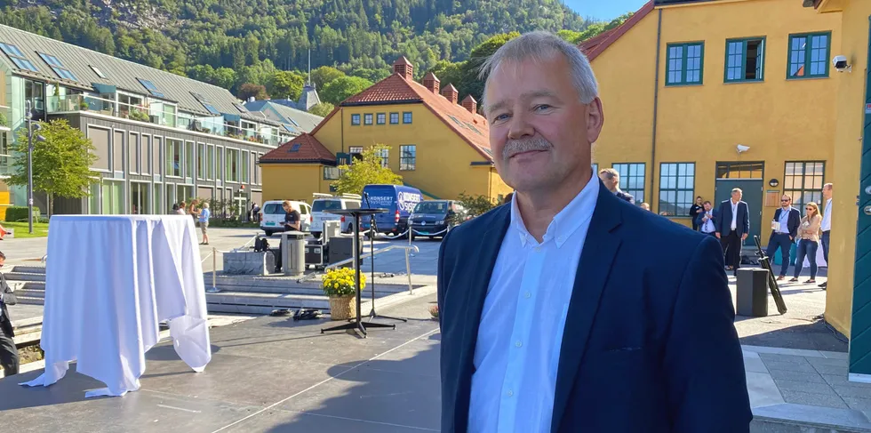 Myndighetskontakt i Lerøy, Stig Nilsen, mener regjeringen forstår lite av potensialet som finnes i sjømatnæringen.