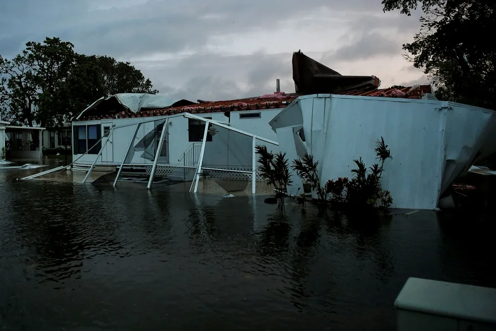 Irma har gjort store skader på sin ferd over Florida. Her fra Bonita Springs. Foto: Bryan Woolston/Reuters/NTB scanpix