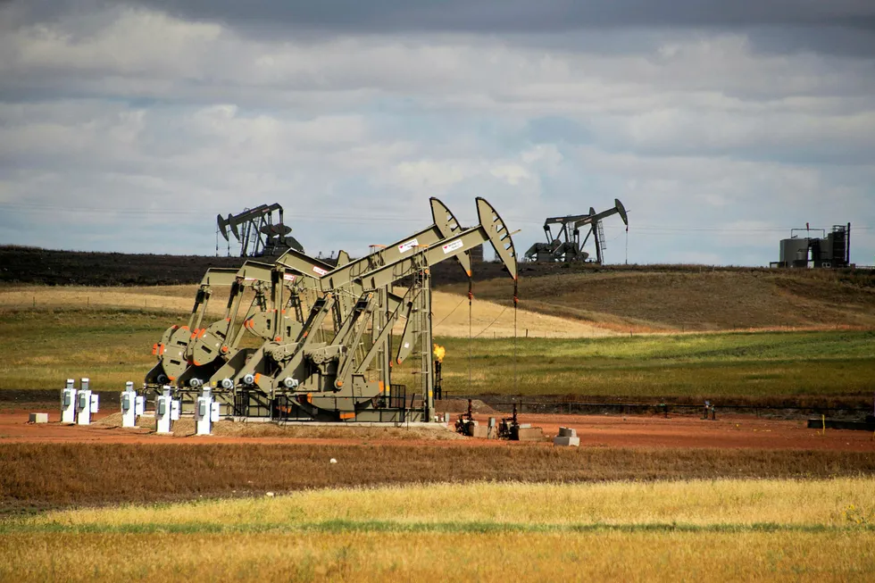 Natural gas: output in the state of North Dakota rose to 3.13 billion cubic feet per day