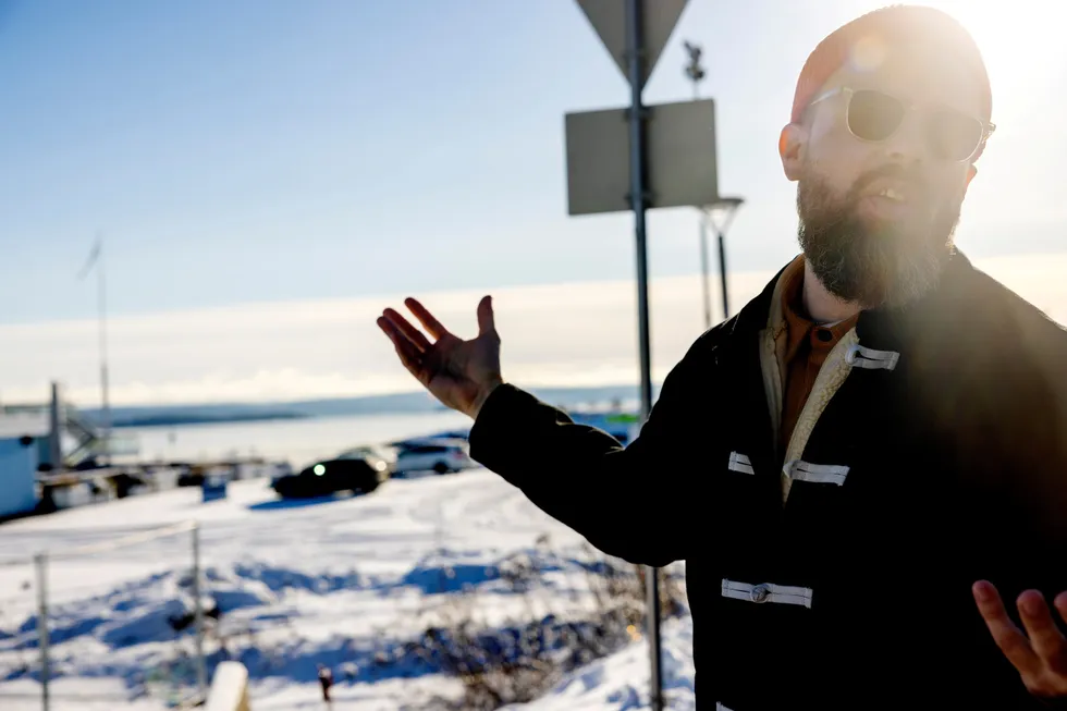 Kahoot-gründer Johan Brand og hans We Are Human har samarbeidet med Selvaag i snart fire år, for å utvikle kremtomten på Fornebu utenfor Oslo. Mens Selvaag håndterer eiendommen, skal han bygge digitalt.