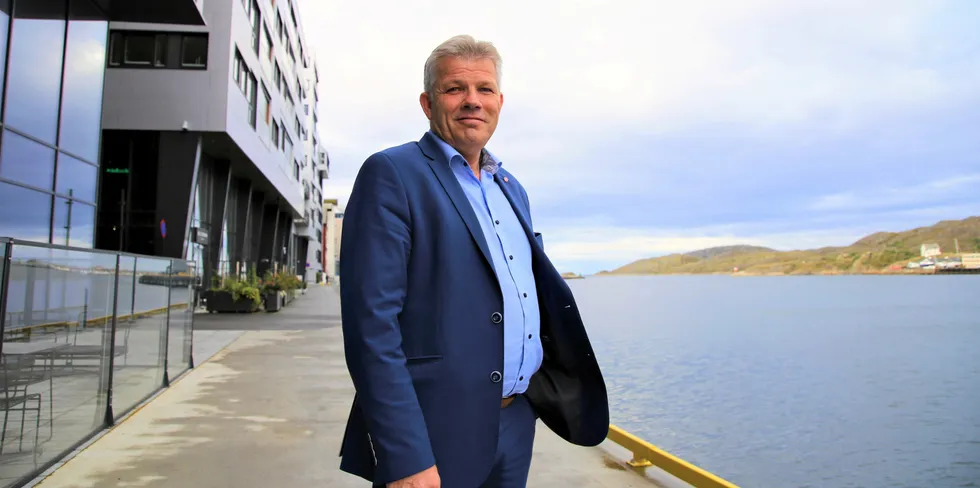 – Jeg er fornøyd med at vi endelig har kommet til enighet, sier fiskeri- og havminister Bjørnar Skjæran.