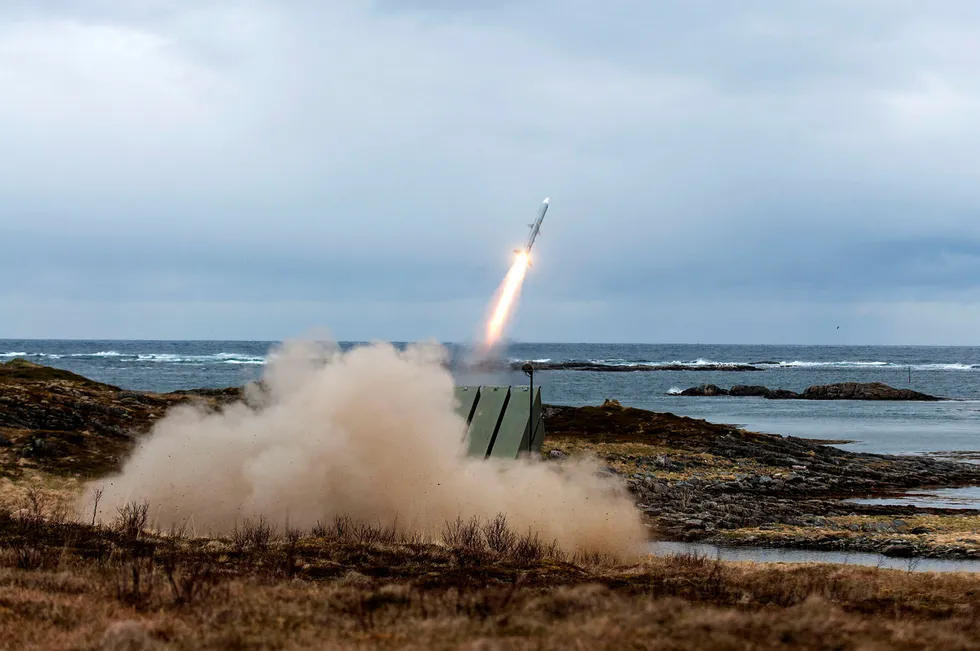 Langdistansemissiler kan bli nytt ledd i Norges nye høyteknologiske forsvar. Her fra øvelse Sølvpil på Nordmela skytefelt på Andøya. Foto: Martin Mellquist/Forsvaret
