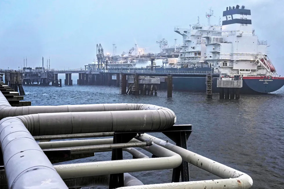 The new LNG import terminal at Wilhelmshaven.