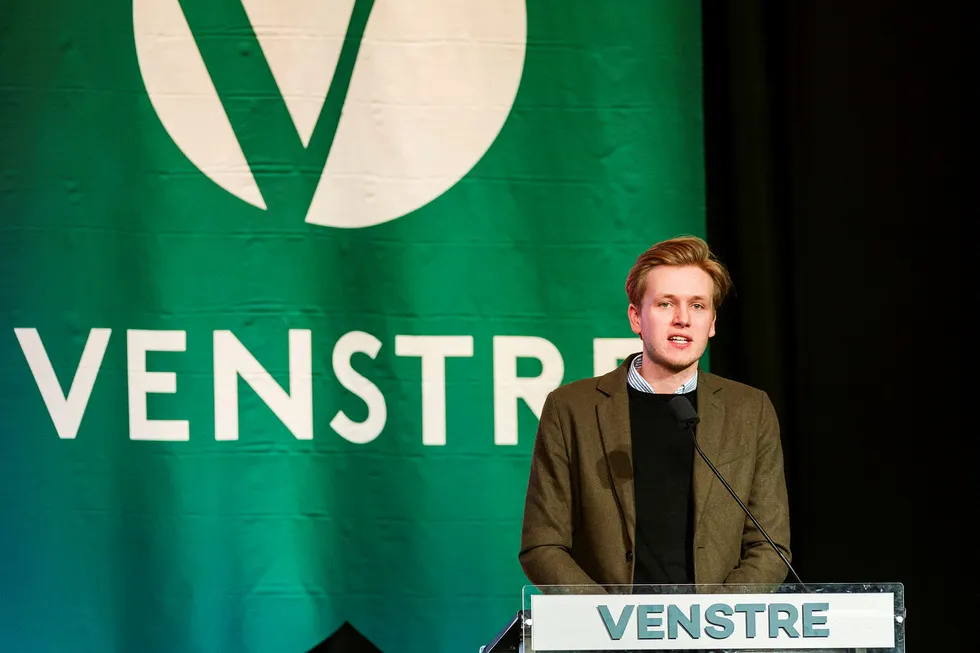 Leder for Unge Venstre Sondre Hansmark vil ha slutt på all oljeleting.