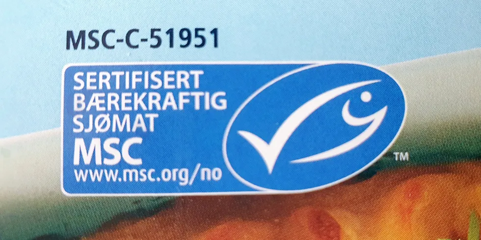 Fra 15. august mister også norsk torsk fisket innenfor 12. nautiske mil retten til å bruke dette merket på sluttproduktet ute i fiskediskene.