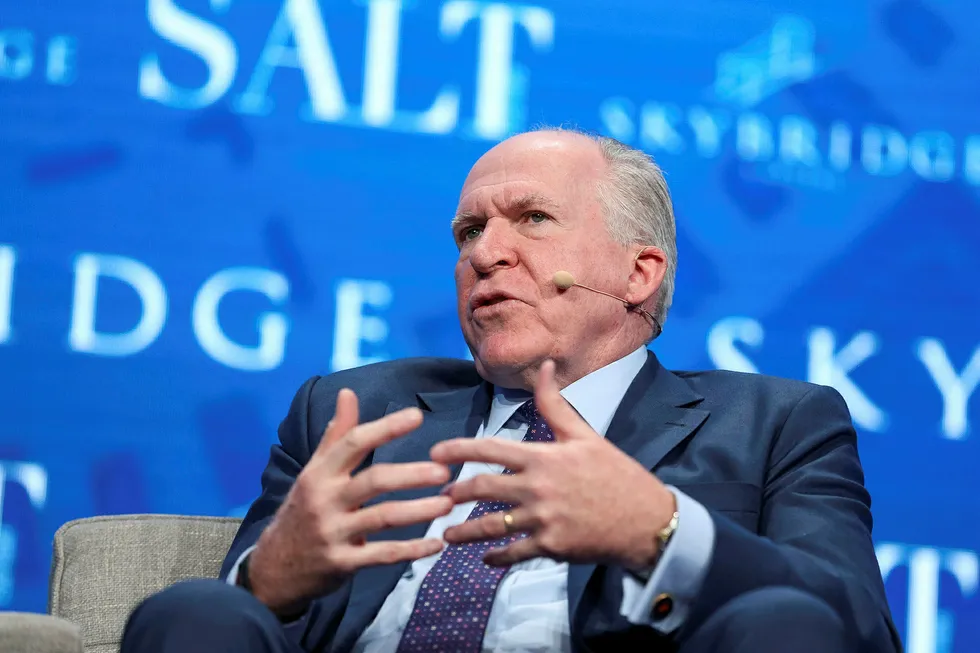 Tidlgiere CIA-direktør John Brennan snakket torsdag på SALT-konferansen i Las Vegas, og vil snar snakke møte til høring i Representantenes hus. Foto: RICHARD BRIAN