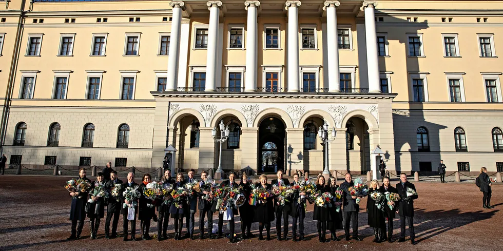 VED KONGENS BORD: Jakten på velgere er godt i gang og de politiske partiene er godt i gang med å utforme sine programmer.