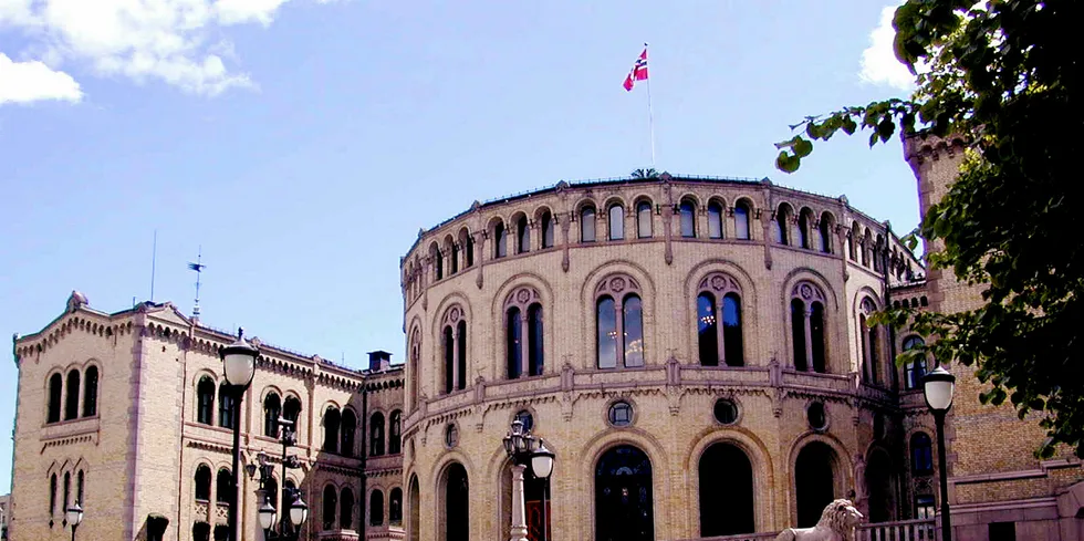 Det kan ha vært Knut Kroepelien i Energi Norge som heiste flagget på Stortinget i dag.