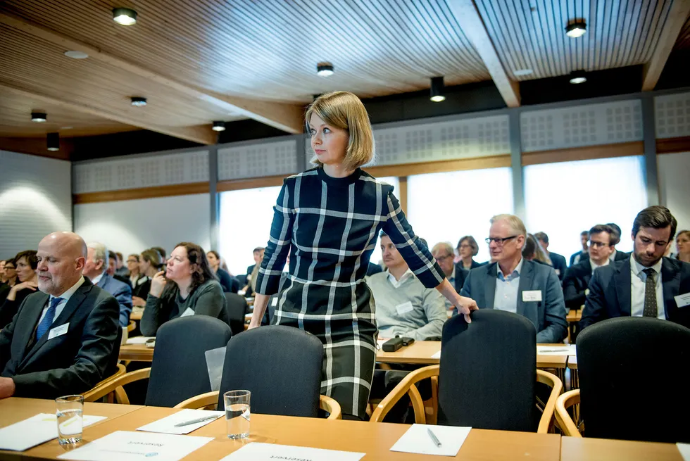 Direktør for pengepolitikk i Norges Bank, Ida Wolden Bache, deltok onsdag på Valutaseminaret 2018 på Voksenåsen kultur og konferansehotell. Der fikk hun også ta imot Prognoseprisen på vegne av sentralbanken. Foto: Gorm K. Gaare