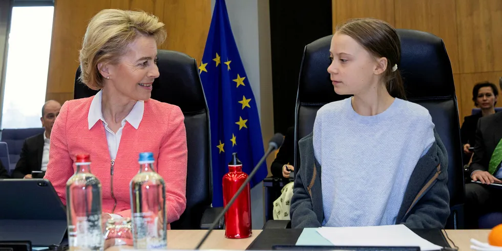 EU Commission President Ursula von der Leyen and a sceptical Greta Thunberg at the announcement of the Climate Law proposal