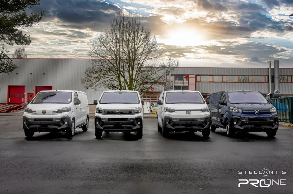 The four mid-sized hydrogen vans to be introduced by Stellantis.