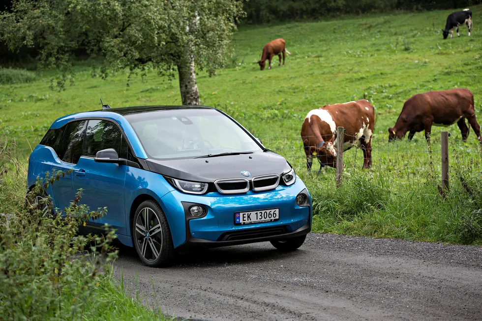 BMW i3 er mest solgte elbil her til lands første halvår i år. Foto: Aleksander Nordahl