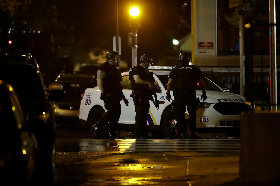 Seks politifolk er skutt i Philadelphia.