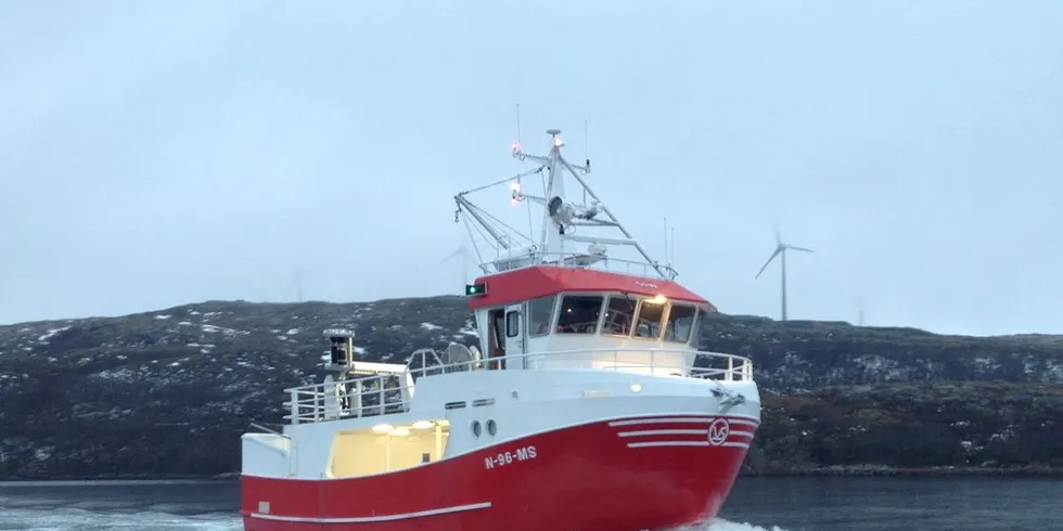 Nye «Siw» er snart klar for snurrevadfeltene i Lofoten eller Vesterålen. Her et glimt fra prøvekjøringen før overlevering ved byggeverftet i Rørvik. Foto: Båt & Motorservice