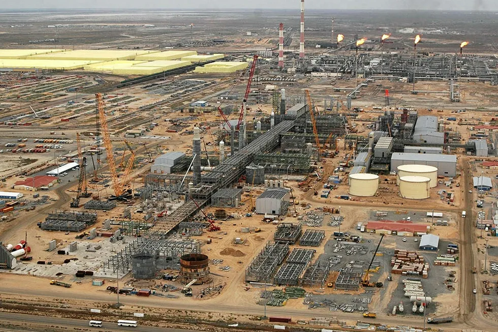 Measures: the giant Tengiz oilfield in Kazakhstan