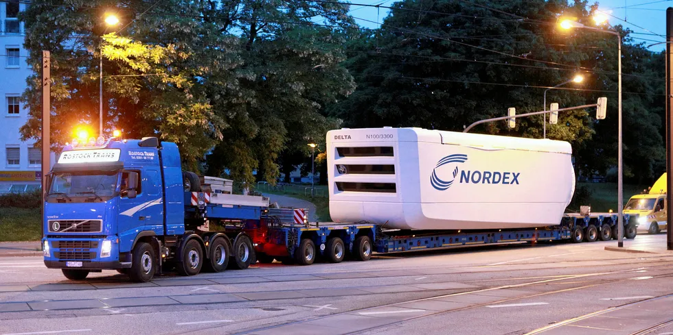 Transport of Nordex Delta N100/3300 turbine in Germany