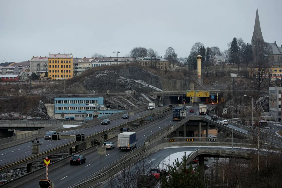 Byrådet i Oslo vil innføre en ny bilavgift. Foto: Øyvind Elvsborg