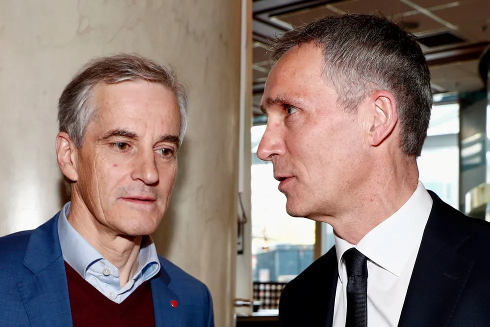 Nato-sjef Jens Stoltenberg og partileder Jonas Gahr Støre på landsmøtefesten til Arbeiderpartiet i 2017. Foto: Terje Pedersen / NTB ---