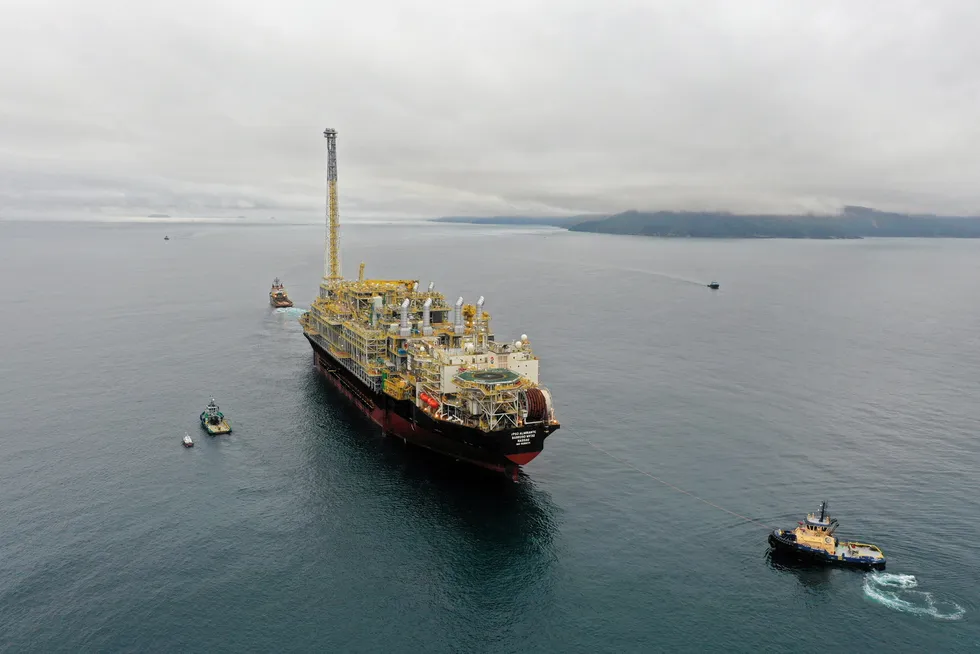 Arriving: the Modec-owned Almirante Barroso FPSO