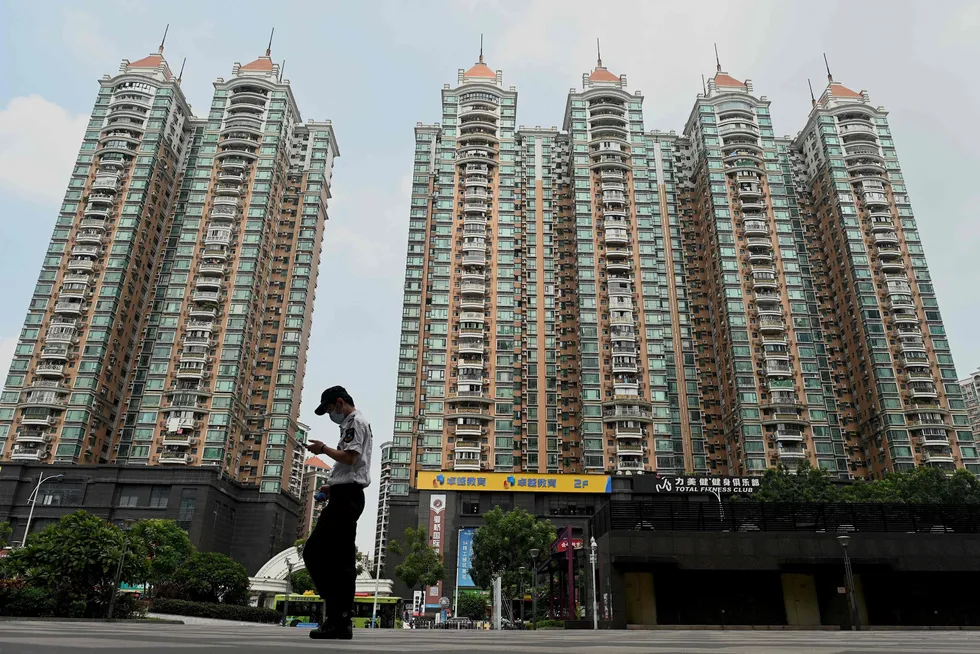 Problemene i den kinesiske eiendomssektoren er fortsatt ikke løst. Nå igangsettes enorme infrastrukturprosjekter for å få fart på verdens nest største økonomi. Her fra et eiendomsprosjekt tilhørende Evergrande i Guangzhou.
