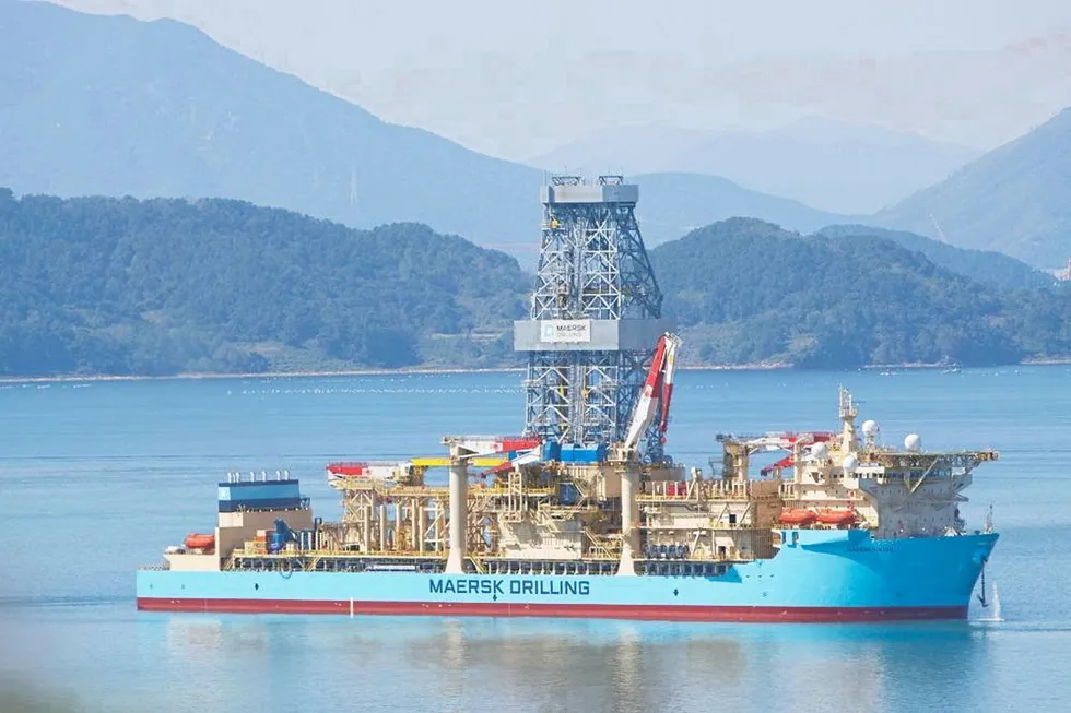 The drillship: Maersk Viking