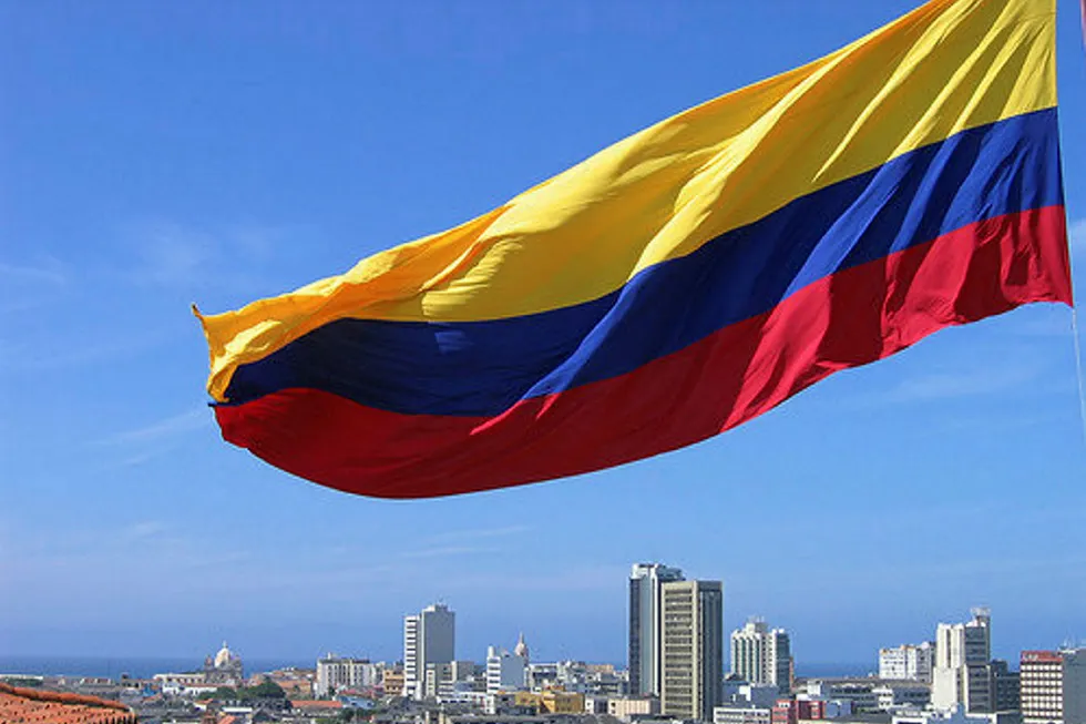 Votes to ban drilling spook Colombia oil industry