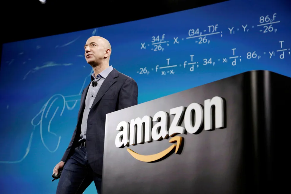Jeff Bezos kunngjorde tidligere i år at han går av som administrerende direktør i Amazon, som han selv grunnla. Andy Jassy tok over for Bezos tidligere i juli.