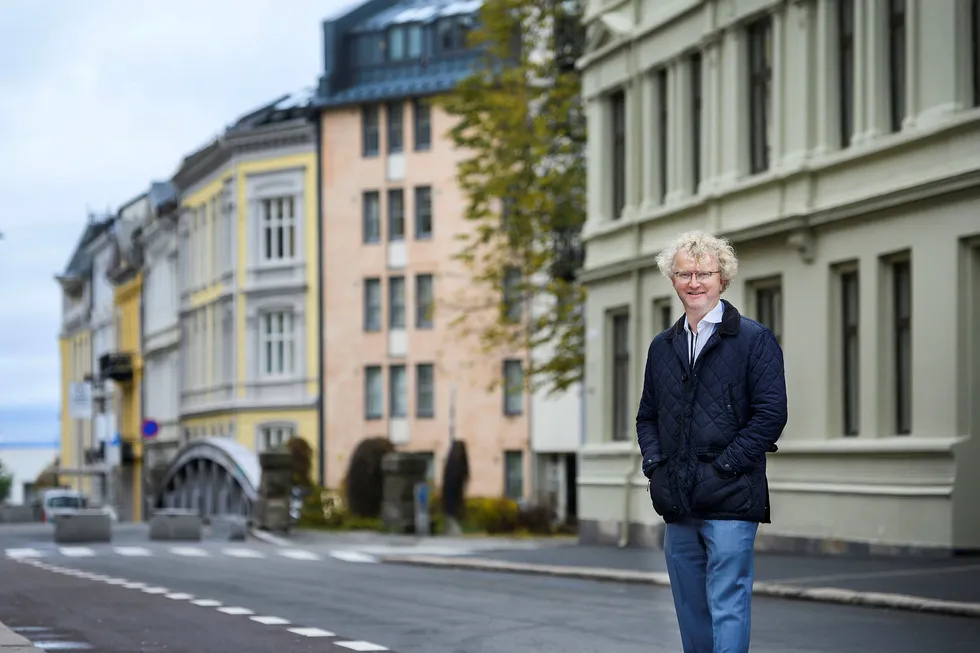 – Å både bo billig og nærme universitetet er mulig hvis og bare hvis, man flytter universitetet ut av byen, sier Jan Ludvig Andreassen som er sjeføkonom i Eika Gruppen.