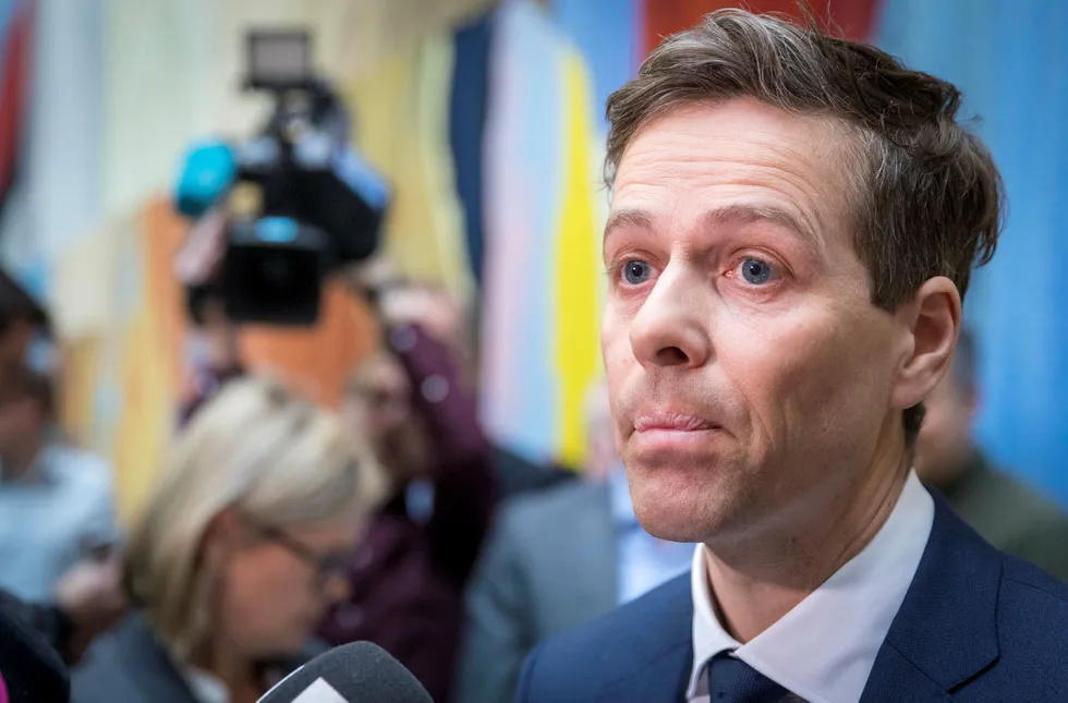 KrF-leder Knut Arild Hareide vurderer mistillit mot Sylvi Listhaug. Foto: Gunnar Lier