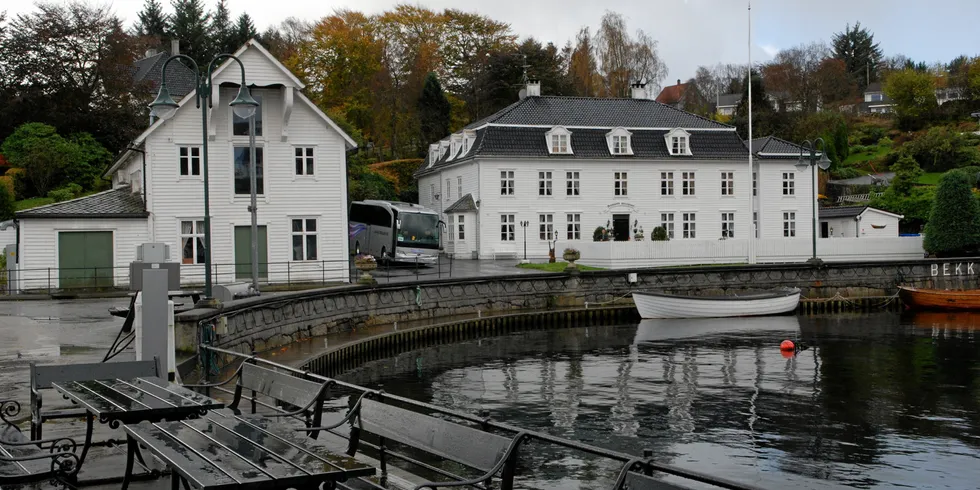 To av de nye selskapene er registrert i Bekkjarvik i Austevoll.