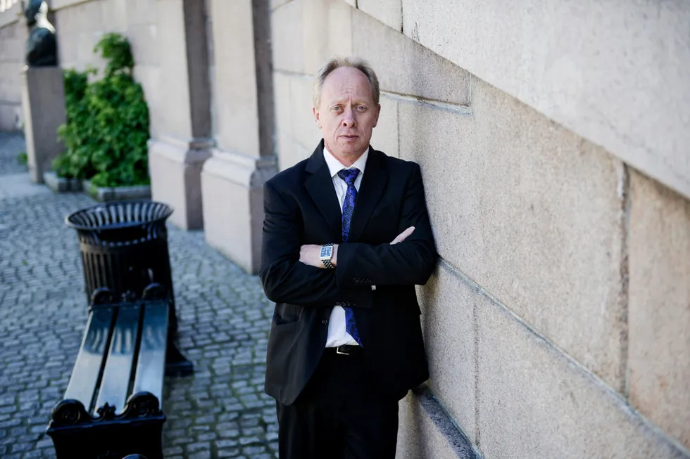 Tidligere stortingsrepresentant Jan Arild Ellingsen fra Frp fikk etterlønn mens han drev eget rådgivningsselskap.