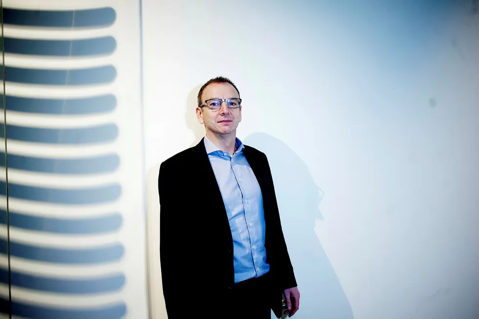 Jarle Sjo er forvalter i DNB Nordic, som forvalter om lag åtte milliarder kroner. Foto: Mikaela Berg