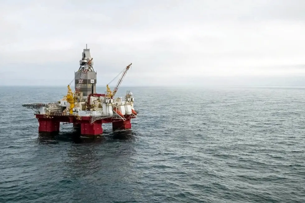 Hitting the bull's-eye: the Transocean Enabler semisub, which drilled the new discovery
