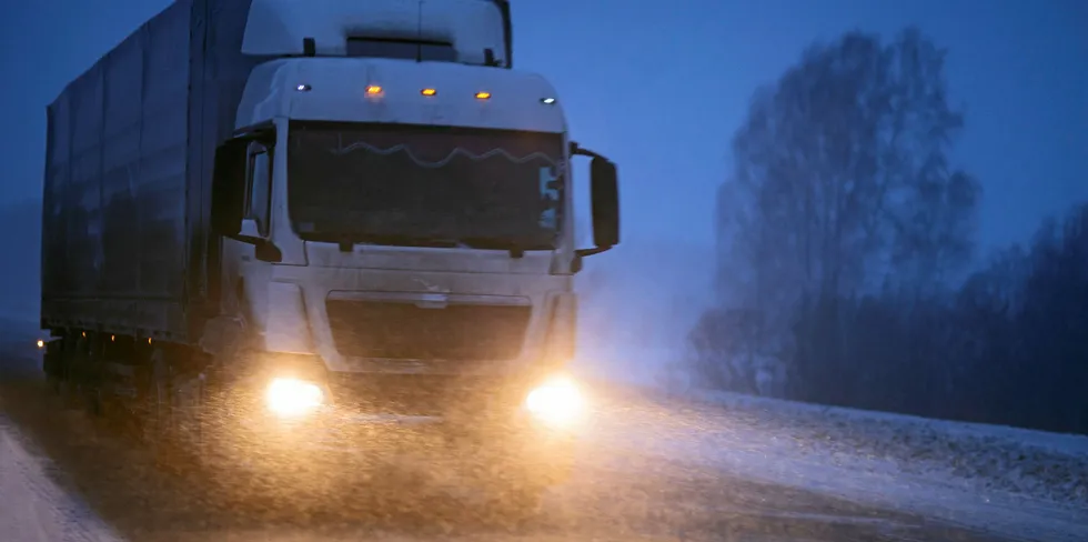 Laksen skal fram - uansett vær.