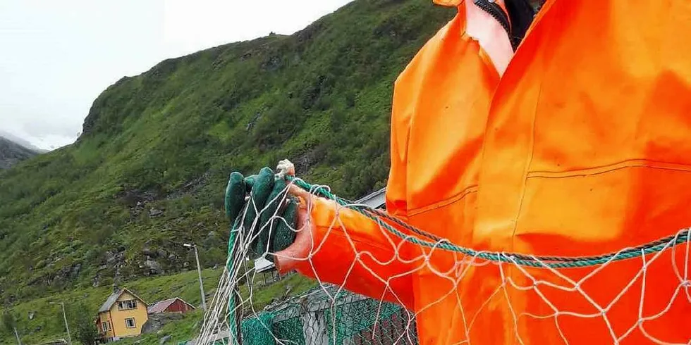 Edvin Wallmann har anmeldt hærverk og tyveri av fiskegarnene sine. Foto: Privat