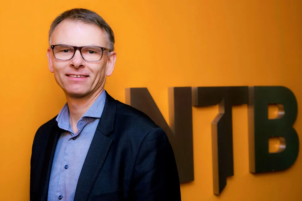 Ole-Kristian Bjellaanes slutter som nyhetsredaktør i NTB.