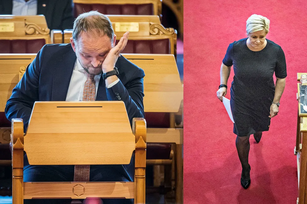 Samferdselsminister Jon Georg Dale (Frp) og Frp-leder og finansminister Siv Jensen har en bomnøtt å knekke.
