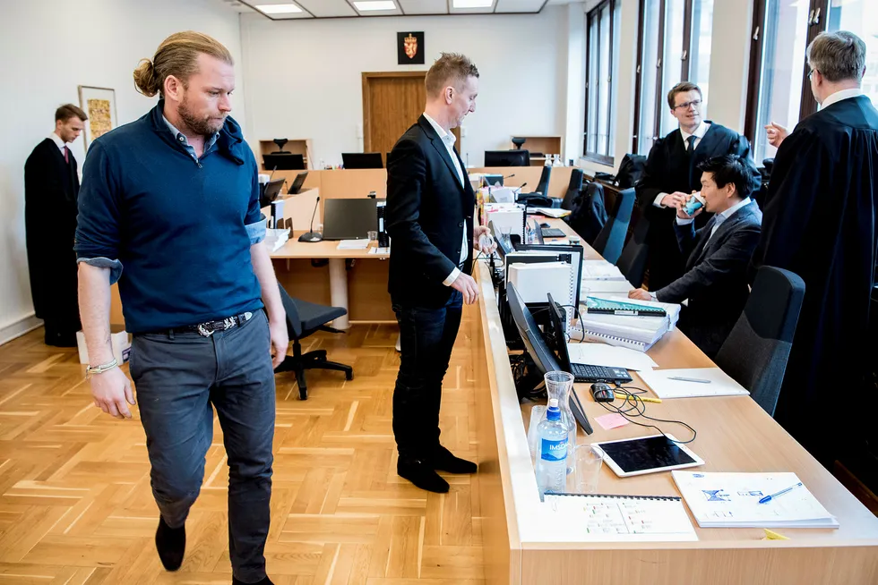 Petter Smedvig Hagland er sammen med Kjetil Andersen (i midten) og Thomas Mjeldheim (sittende) saksøkt for 130 millioner kroner av Alfred Ydstebø. Foto: Tommy Ellingsen